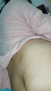 摳鼻高潮3次