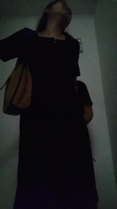 和鄰居熟女在樓道來一發
