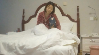 中途男朋友回來，敲門沒給開，男朋友走了直接吓哭了