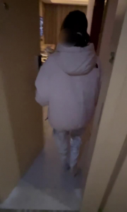 記錄淫妻第一次陌生人3p