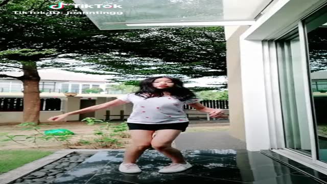 假抖音真抖奶