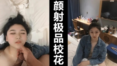 騷逼很粉很嫩很緊 操着特來勁