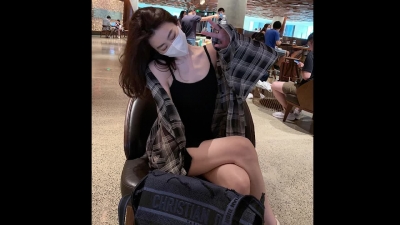 陪女友做完頭發，帶回家就好好享受
