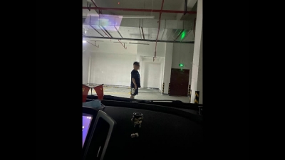 偷情被抓！車震被人發現繼續草（憑收藏截圖可進福利群！）