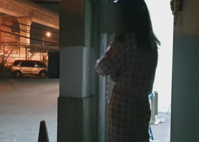 不看後悔！某女警尋求刺激天橋下和我做愛！