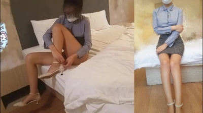 職業女性OL白領長腿撩人，搞起來激情可愛，一頓抽插最後被無套内射
