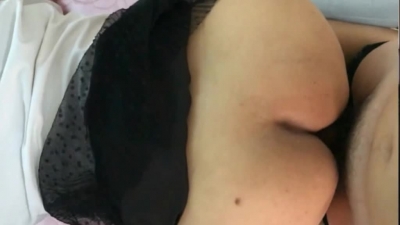 缺少關愛的女人容易出軌，禁不住撩
