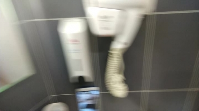 廁所大戰真是爽