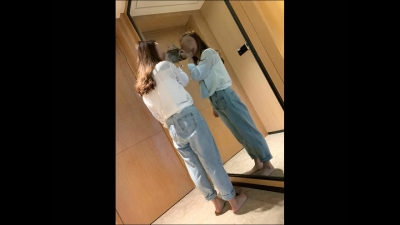 真實清純少婦出軌,老公突然來電話查崗了