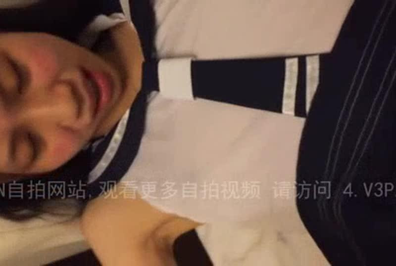 小情侶打砲學生妹女友穿著黑絲襪性感誘惑超淫蕩