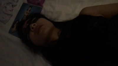 淫語少婦在床上還不忘埋怨自己老公