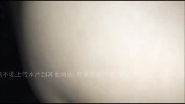 宁波清晨插入骚少女，射到她肚子上(手势认证) 
