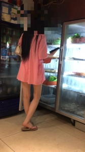 露臉少婦約我吃完燒烤後騙老公說逛街