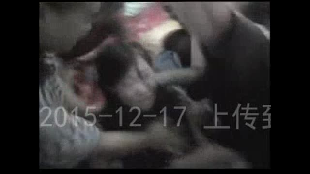闹洞房 