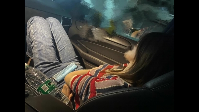 少婦車内與我吵架然後回我房挨操（求五星好評，收藏）