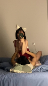 短發極品女友！主動女上位騎乘抓着他的她的奶子狂幹