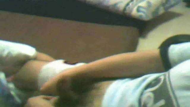 新加坡學生妹幫男友口交 