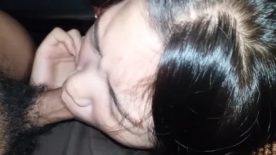 露臉高顔值美女車内大戰