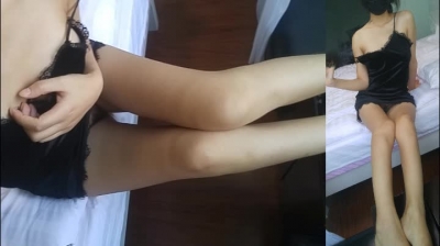 房産中介太騷了，好浪的賤貨，扯衣露巨乳