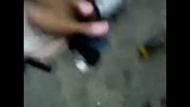 情侶大膽在公寓樓梯做愛 