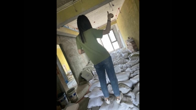 去少婦新家草她，老公在物業辦事(收藏一下，5星評價！)