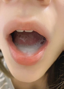 [原創]足球寶貝吞精，說我的精液真好喝