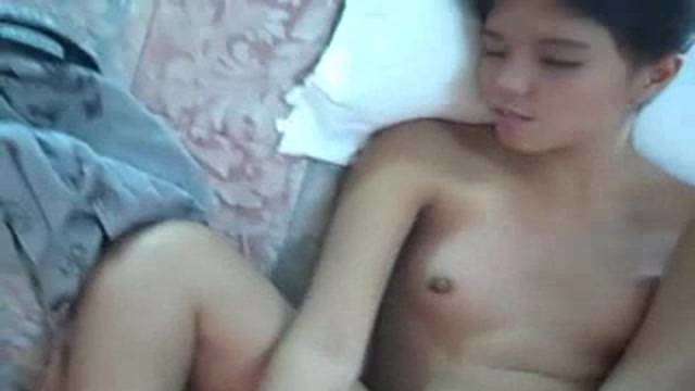 清纯可爱女友做爱内射 