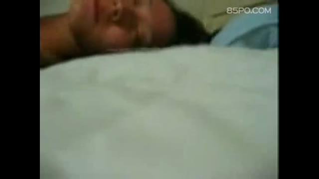 就讀技職學院的騷妹還自己磨屁股懇求插入!!!!! 