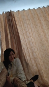 少婦露臉網襪足交