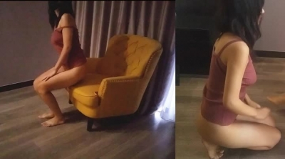 一起合租的豐滿D乳美女，插進去就大喊大叫，最後還幫我口爆
