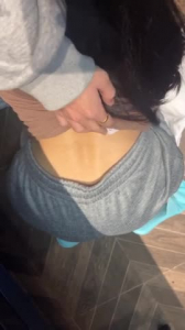 競酒店約炮身材苗條的美少婦