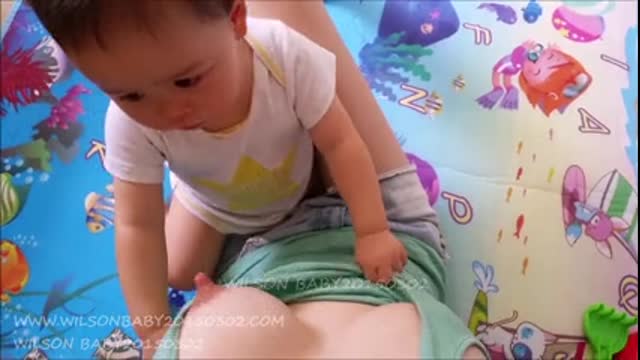 [高清]年輕人妻母乳喂奶自拍-第345天 