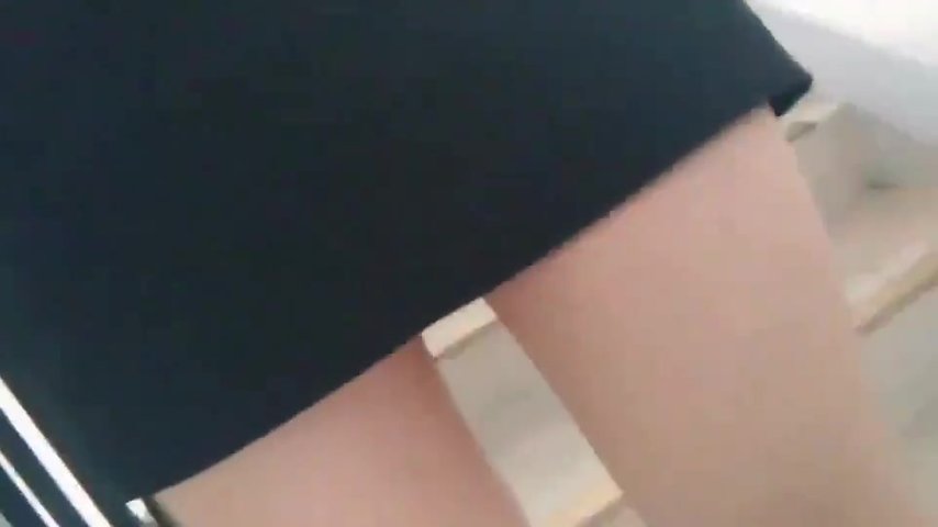 樓梯露出摸逼