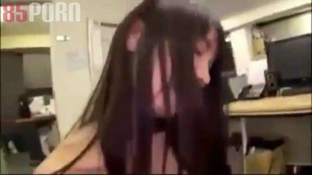 跟清純女網友一夜情 