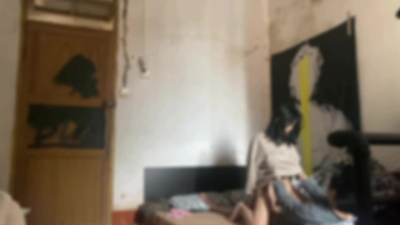 大一學妹天剛亮就把我口醒騎上來挨操 性欲太強了頂不住