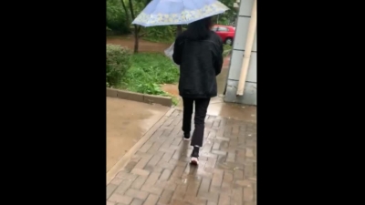 雨天和樓下少婦偷情