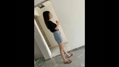 陪少婦看房，老公就在樓下。新家裏被我草了（憑收藏截圖可進福利群！）