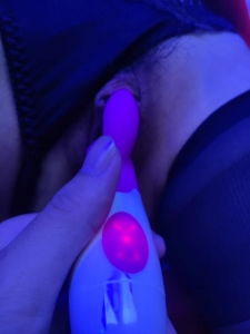 微露臉淫蕩噴水騷婦