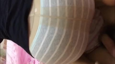 露臉長腿學妹前奏，開學了不避免要約，完整版聯系