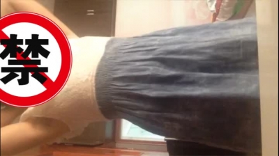 湖南母狗微露臉自慰舔乳調教