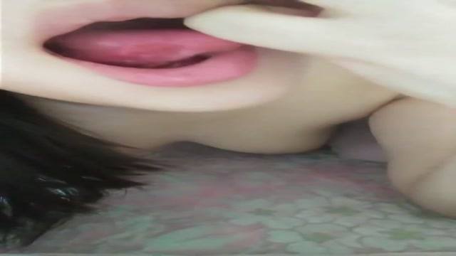 舌頭很靈活
