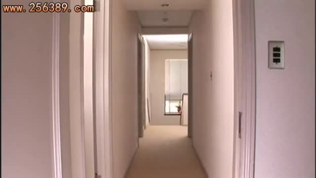 家庭亂倫~.爸爸上了漂亮女兒,淫蕩老媽被兒子上！ 