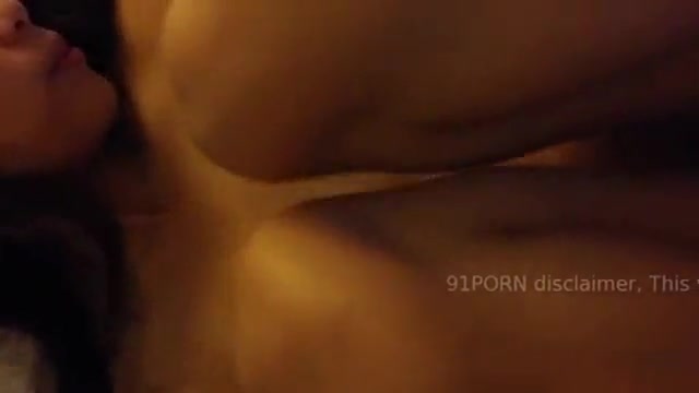 露脸 马来西亚华侨19岁女朋友害羞级爱爱 