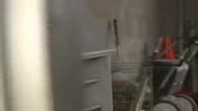 吳慰問惡腦 