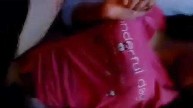 小妹跟男友的好朋友做愛 男友在旁拍攝 