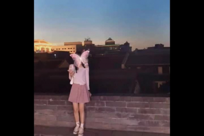 剛上大一的小可愛