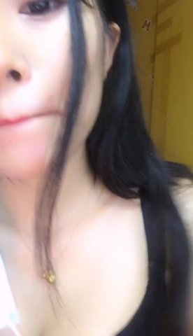 極品美女海綿體寶貝，淫語不斷非常誘惑