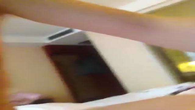 小而挺 