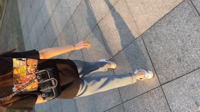 接00後護士女友下班，車上口完房間操