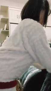 朋友老婆和我偷情超級蕩婦，全程淫語騷話，高清畫質貴在真實。